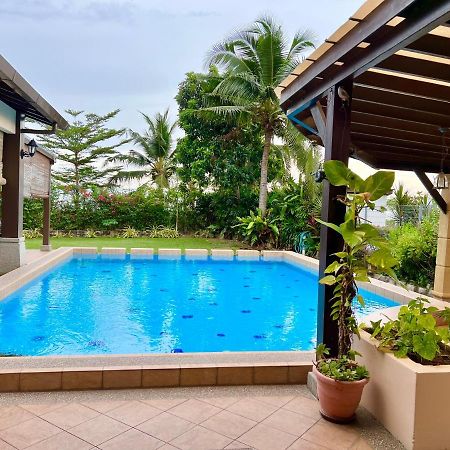 Melaka Beachfront Villa With Pool Extérieur photo