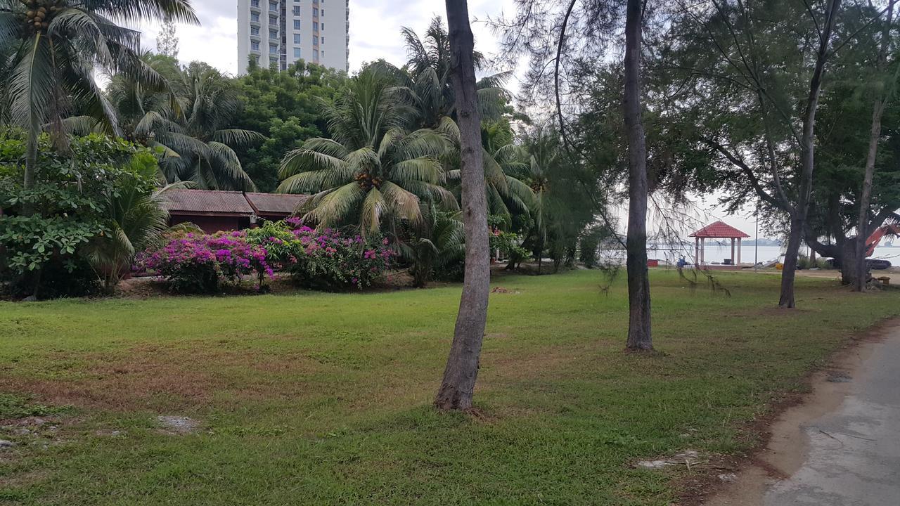 Melaka Beachfront Villa With Pool Extérieur photo